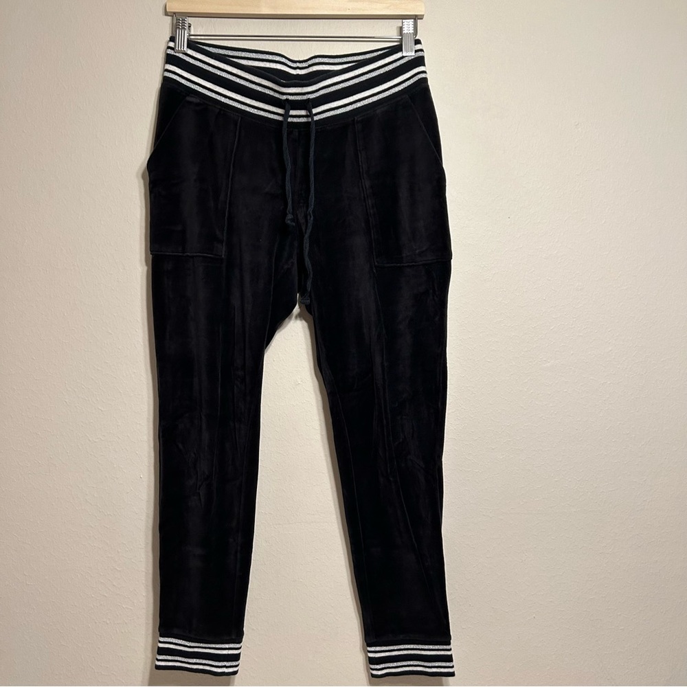 Victoria secret Women’s Black‎ Velvet joggers pants size S
